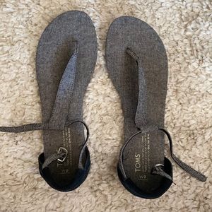Toms sandals